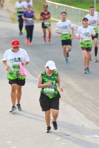 BIB: 
                            <button type="button" onclick="openModal(3551677)" class="btn btn-primary btn-sm float-right btn-popup" data-toggle="modal" data-target=".modal-high-quality">
                        <i class="fas fa-shopping-cart"></i> Add to Cart
                    </button>
                                            <button type="button" onclick="isThisMe(3551677, true)" class="btn btn-success btn-sm float-right btn-popup btn-isme hidden" data-toggle="tooltip" data-placement="bottom" title="นี่คือรูปของคุณใช่ไหม คลิกที่นี่เพื่อเอาเข้าอัลบั้ม">
                        <i class="fas fa-plus"></i> Add to album
                    </button>
                    <button type="button" onclick="isThisMe(3551677, false)" class="btn btn-warning btn-sm float-right btn-popup btn-isnotme hidden">
                        <i class="fas fa-ban"></i> Remove from album
                    </button>